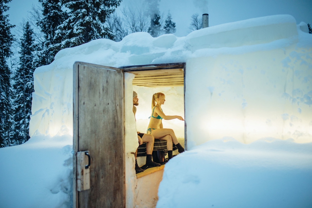 Ice sauna at Pyhäpiilo. Photo Saunatour/Rukan Salonki